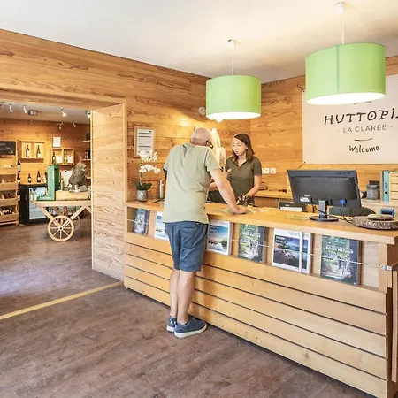 Huttopia La Claree キャンプ場